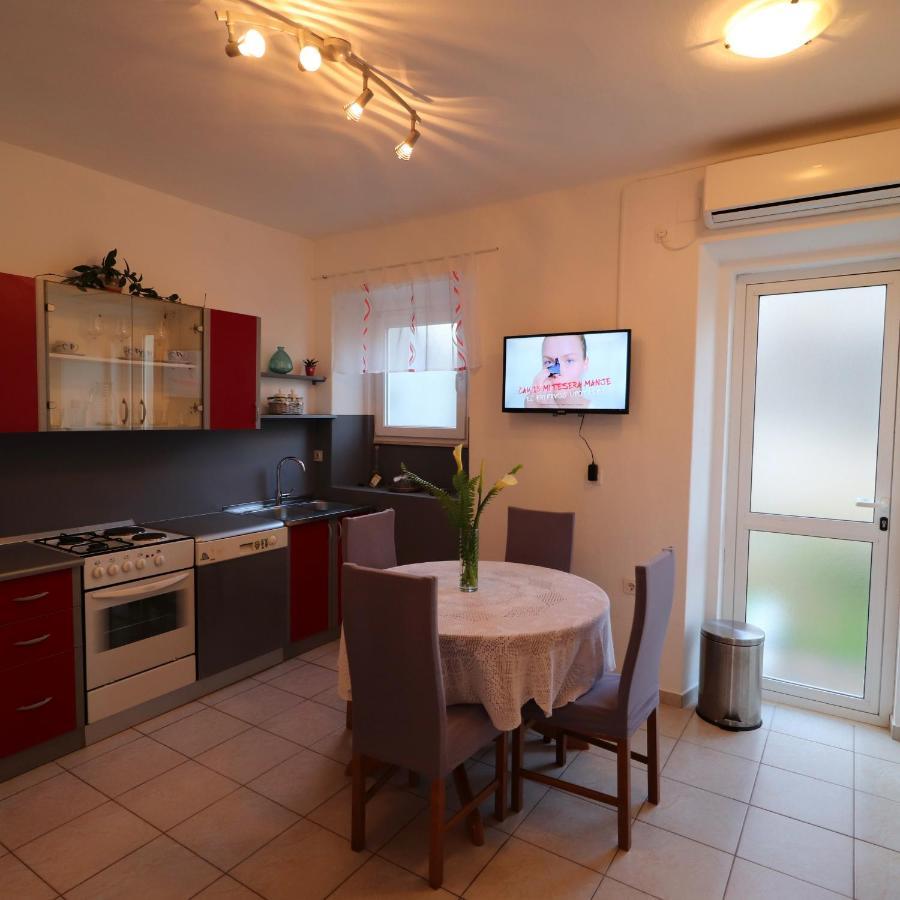 Seaside Apartment Franica ヴェラ・ルカ エクステリア 写真