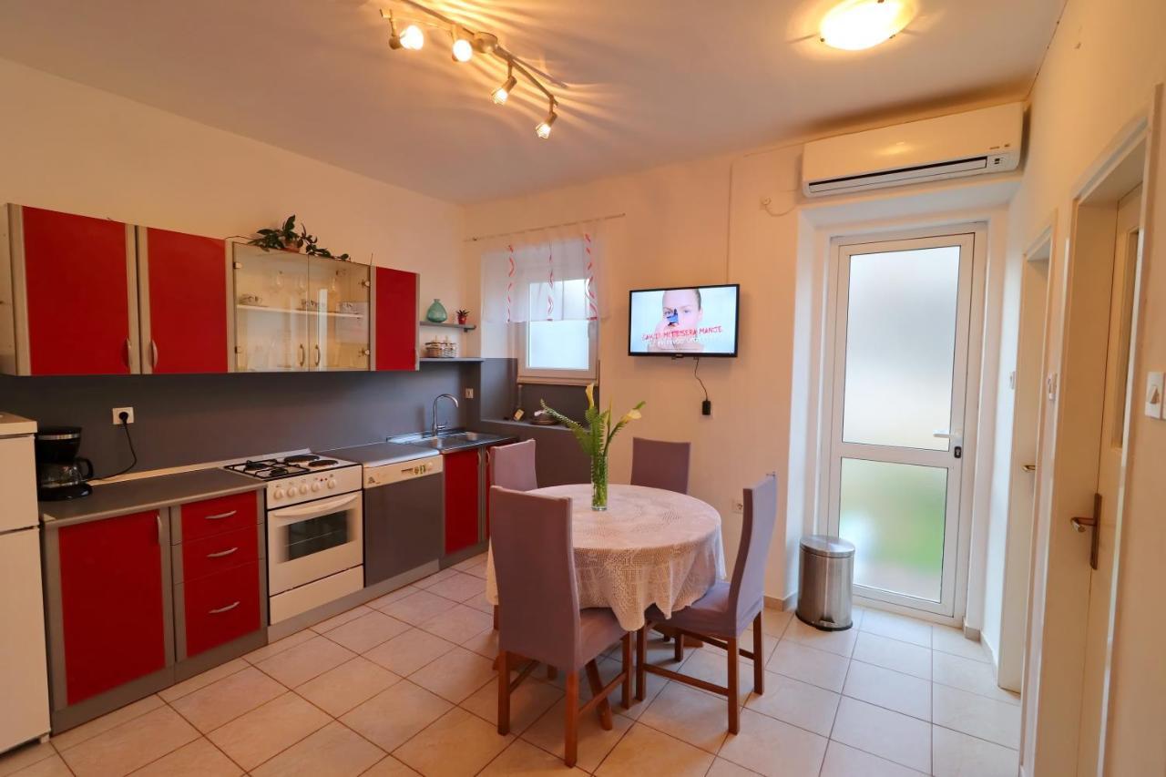 Seaside Apartment Franica ヴェラ・ルカ エクステリア 写真