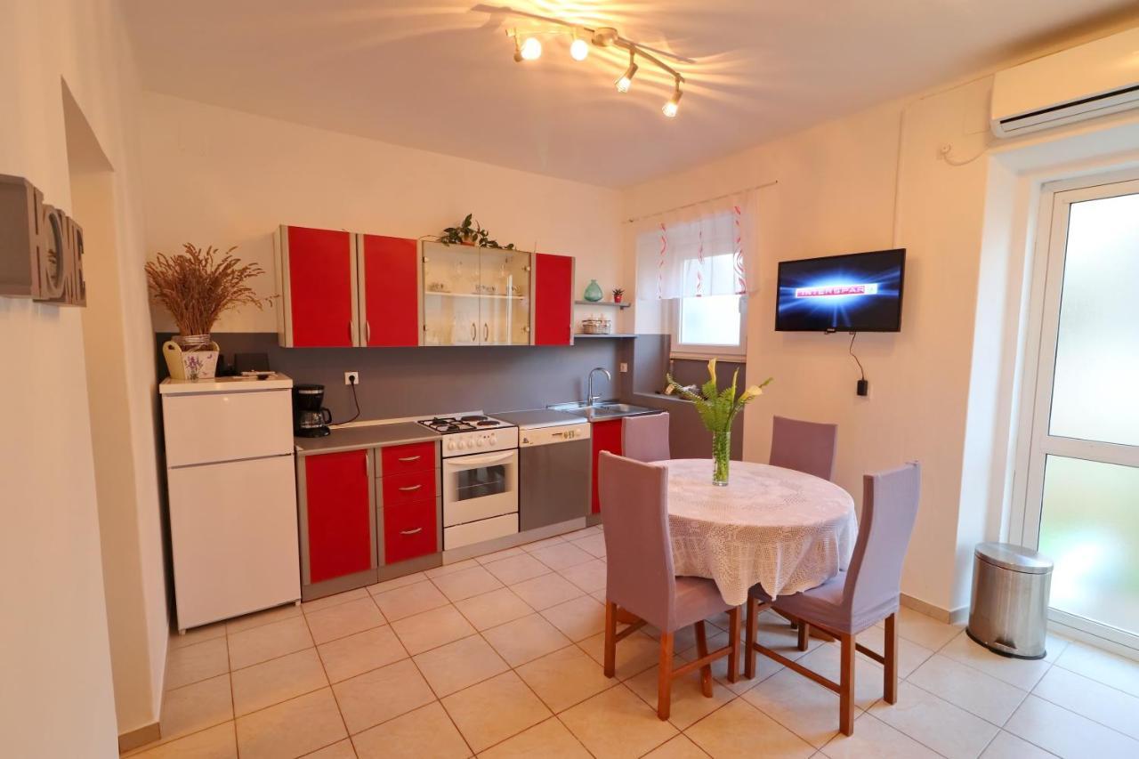 Seaside Apartment Franica ヴェラ・ルカ エクステリア 写真
